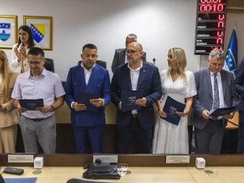 SDA o novoj većini u USK: Vlada je imenovana legalno, pokretanje vitalnog nacionalnog interesa je potez očajnika