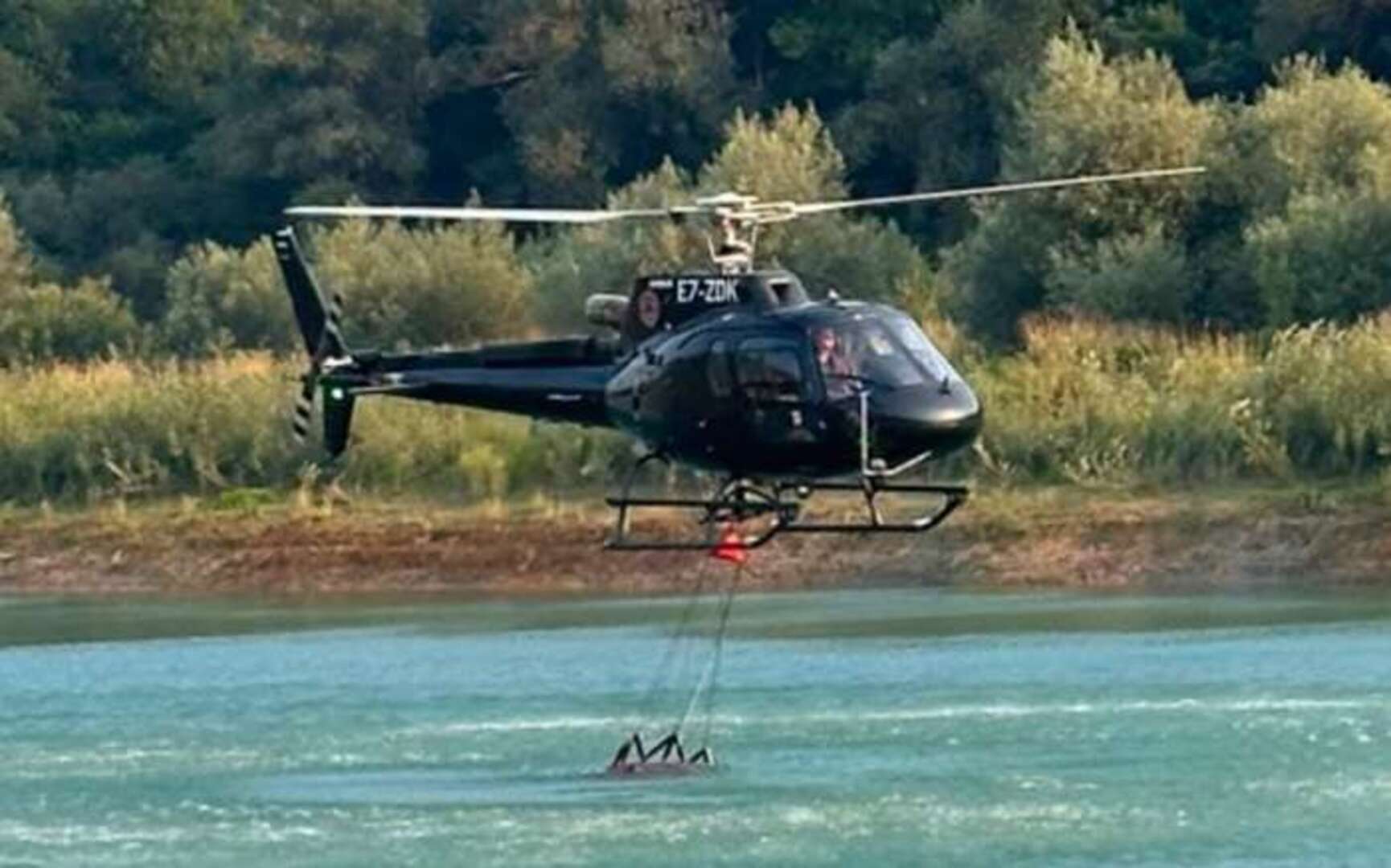 "Radno magare" Zeničko-dobojskog kantona: Višenamjenski helikopter u funkciji spašavanja života - slika 1