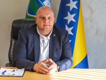 Ružnić: Institucije su iznad fotelja, o vlasti odlučuju zakoni i građani
