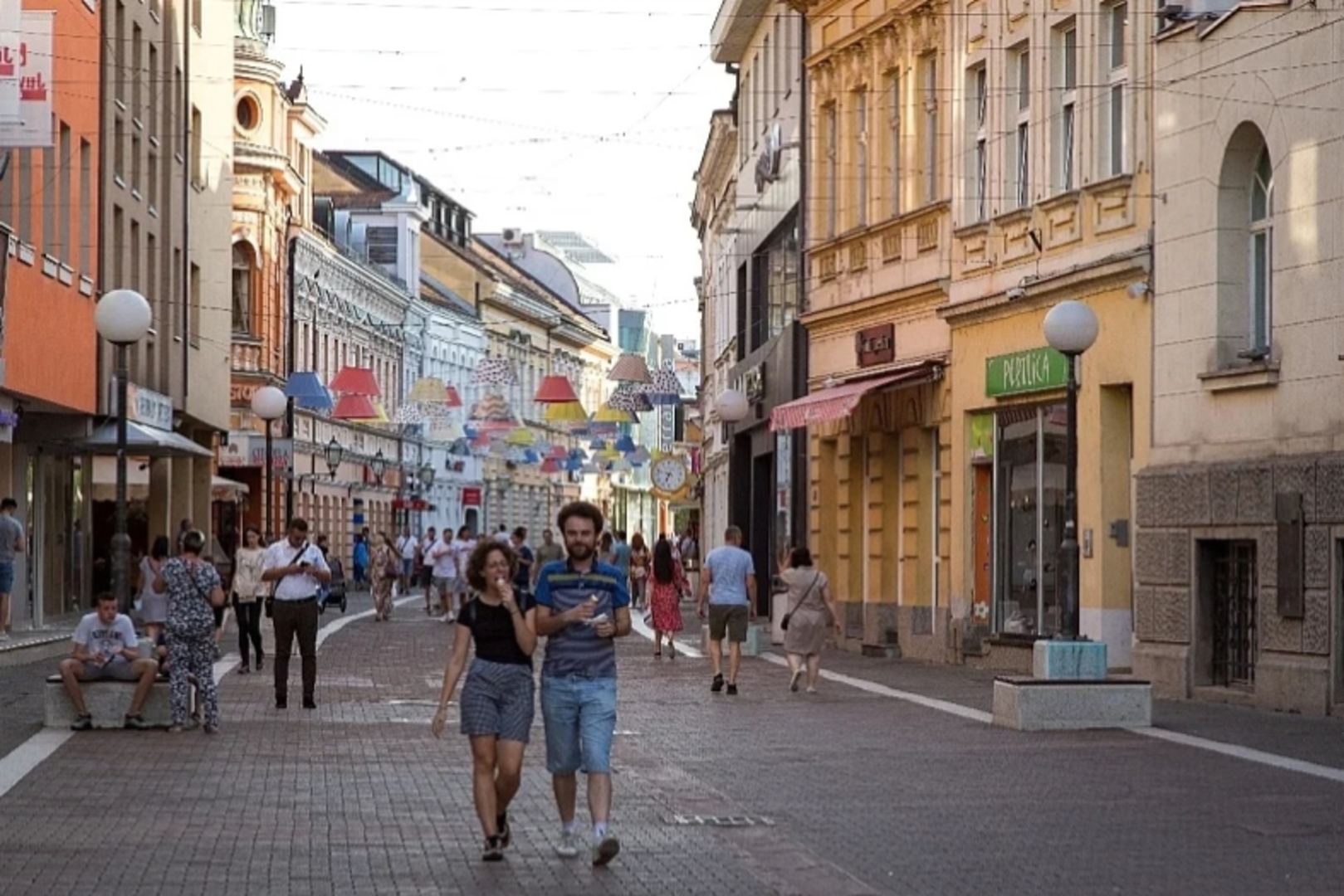 Vlada Rs-a ponovo dijeli turističke vaučere od 100 KM: Evo do kada važe i koji su uslovi - slika 1