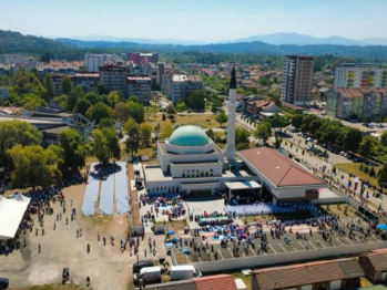 Islamski centar u Lukavcu - 15 godina rada krunisano trajnim vakufom