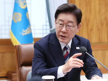 Južna Koreja predložila Kim Jong-unu zvanično okončanje rata