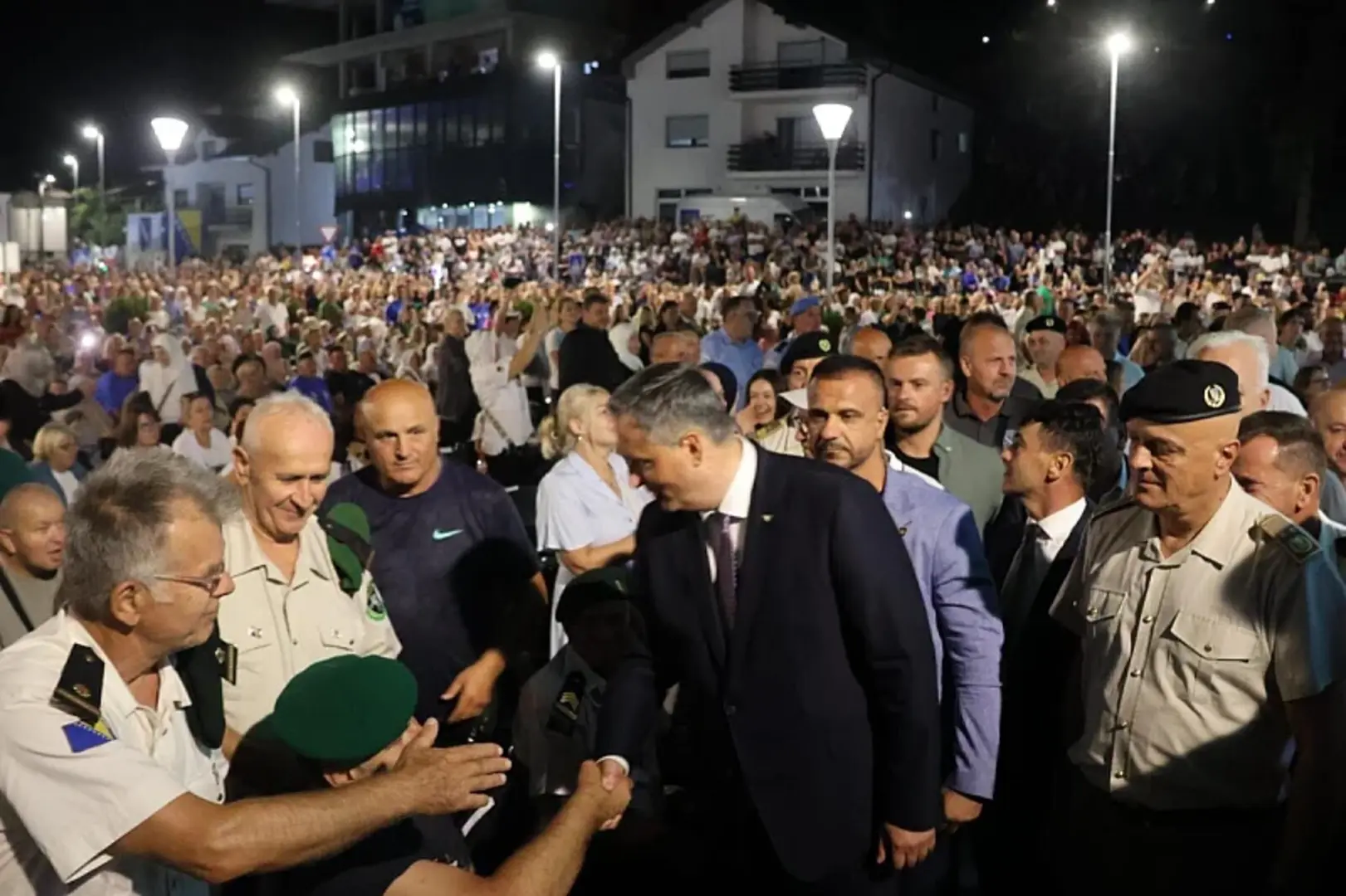 Bećirović na obilježavanju godišnjice 505. viteške brigade: Neprijatelji države ne vole da nas vide masovno okupljene