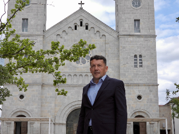Ukrupnjavanje opozicije: Okupljanje oko Zdenka Lučića prerasta iz „Petorke“ u „Desetorku“