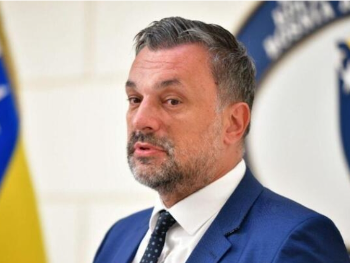 Konaković: Dodik krade od Rs i novac šalje u Albaniju i Crnu Goru