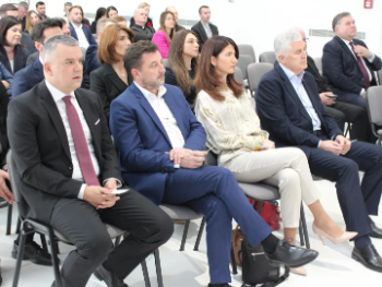 Šta povezuje HDZ, Južnu interkonekciju i lobiranje u SAD-u za "ravnopravan položaj Hrvata u BiH"?