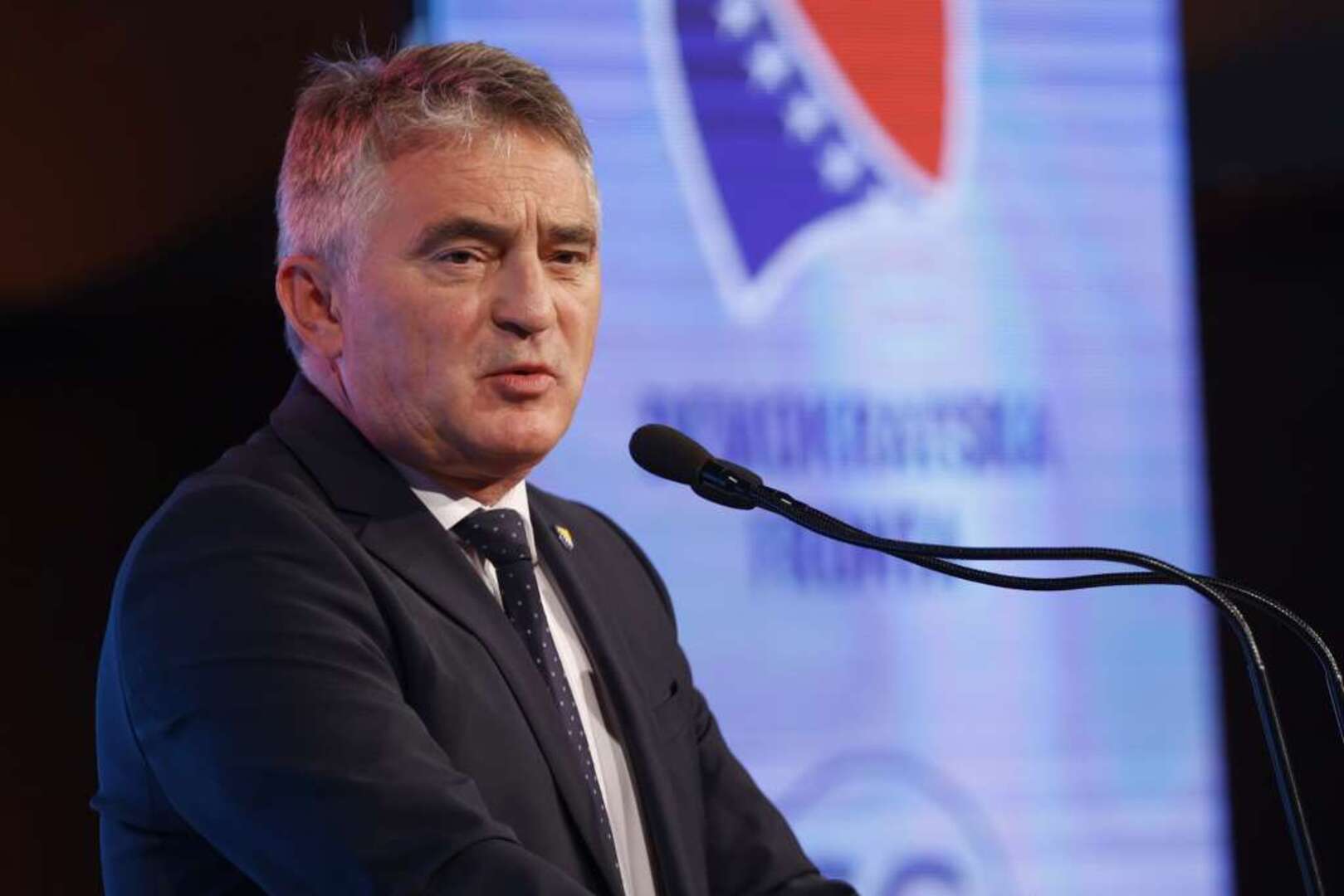 DF: Dok Trojka i HDZ ponižavaju borce sa dodatkom od 5 feninga, njihovi kadrovi izvlače desetine hiljada KM iz budžeta - slika 1