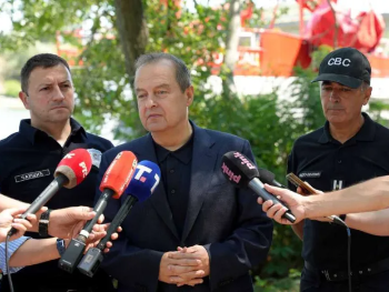 Dačić ne može bez vlasti 