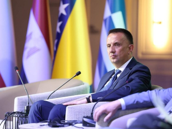 Firma supruge federalnog ministra utrostručila dobit: LML Group poslovao i s javnim sektorom