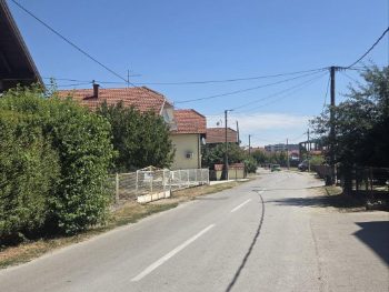 Dječacima u Brčkom skinuli majice s ljiljanima