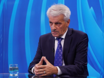 Išerić nakon odluke Ustavnog suda Rs: Zastava s ljiljanima je najveći nacionalni interes Bošnjaka
