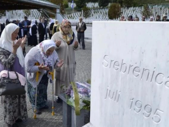 Udruženje žrtava i Pokret "Majke enklava Srebrenica i Žepa" odgovorilo Vučiću