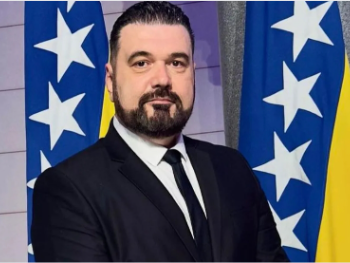 Mešalić: Lakićev zakon o konsolidaciji javnih preduzeća je pljačka desetljeća
