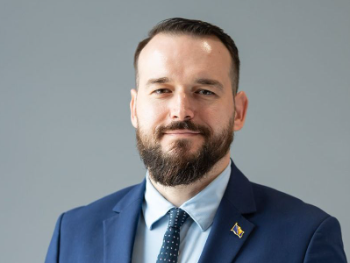 Čavalić: Neki se liječe u Hrvatskoj pa njihovi politički predstavnici nisu motivirani da rješavaju probleme u zdravstvu