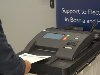Elektronsko glasanje i golem našeg doba: Može li tehnologija riješiti sve