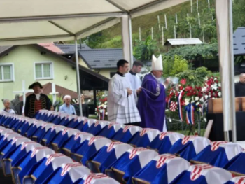 U Donjem Maclju pokopano 500 žrtava ekshumiranih iz grobnica u Sloveniji