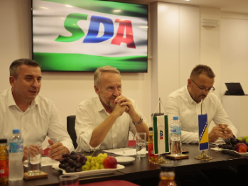 Izetbegović u Mostaru s predstavnicima KO SDA HNK i RO SDA Istočna Hercegovina