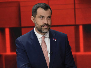 Dodikov sin: Ponosan sam što mi je Milorad otac, prezime mi je otvorilo mnoga vrata
