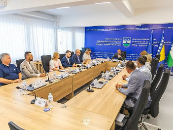 SDA USK: Ustavni sud FBiH nije smijenio vladu, nego odgodio primjenu odluka nove parlamentarne većine