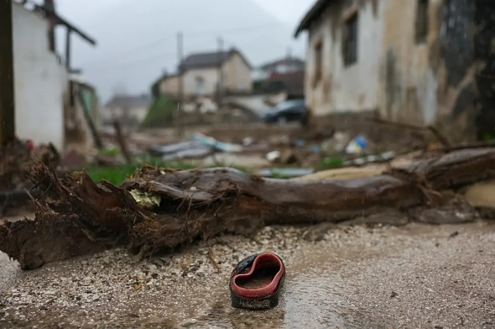 Nastavak istrage u predmetu Donja Jablanica: Policija izuzima dokumentaciju firmi iz nekoliko kantona - slika 1