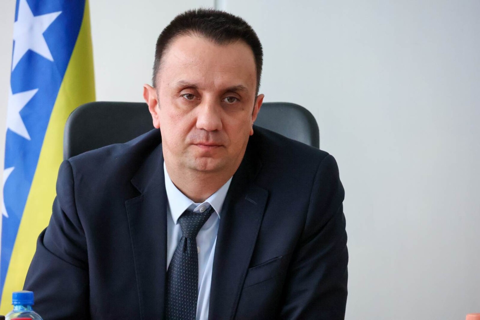 Lakić zatražio ostavke čelnika TE Tuzla - slika 1