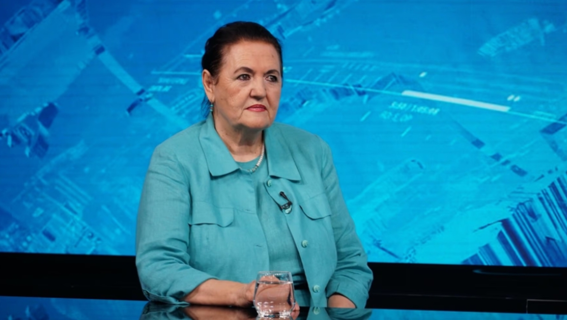 Mladi ne odlaze samo zbog novca: Šta ih tjera iz BiH? - slika 1