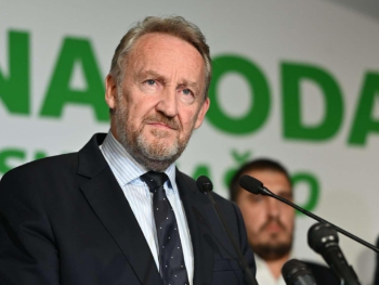 Izetbegović u Kiseljaku: "BiH je zapuštena zemlja, sve propada!; Protiv Sebije se vodio politički proces"