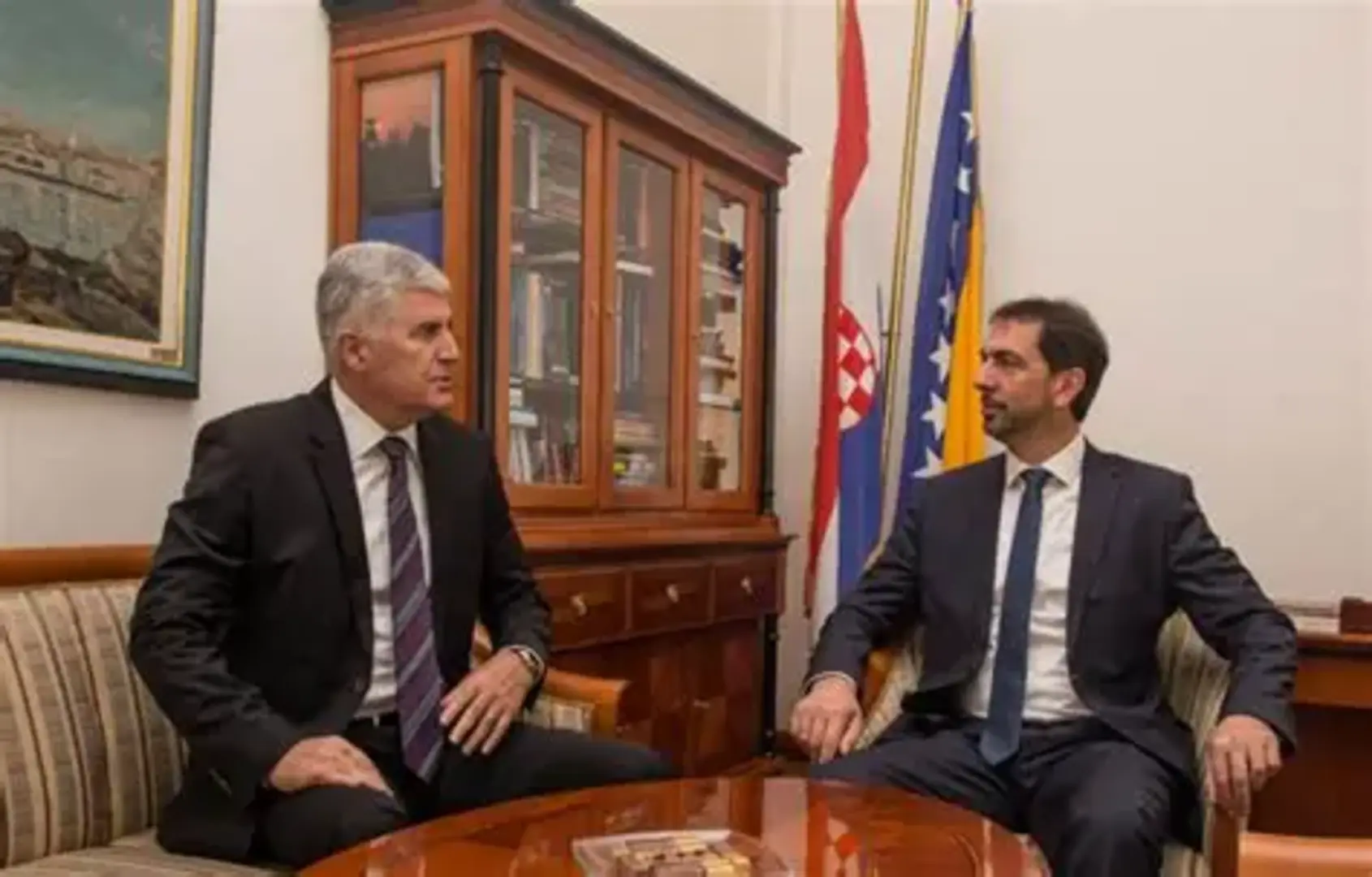Čović i Čavara istom korisniku dali po 10.000 KM za isti projekt - slika 1