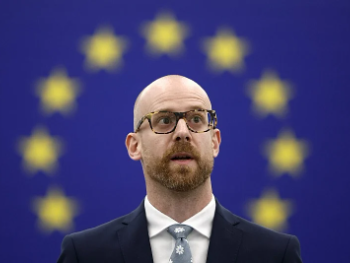 Veličanje Mladića moglo bi koštati Srbiju: Češki europarlamentarac najavio da će tražiti obustavu pristupanja EU