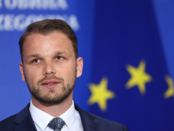 Stanivuković najavio odlazak na sahranu ratnog zločinca Mladića: "Kako veličanje? Neću se ni počešati za to"