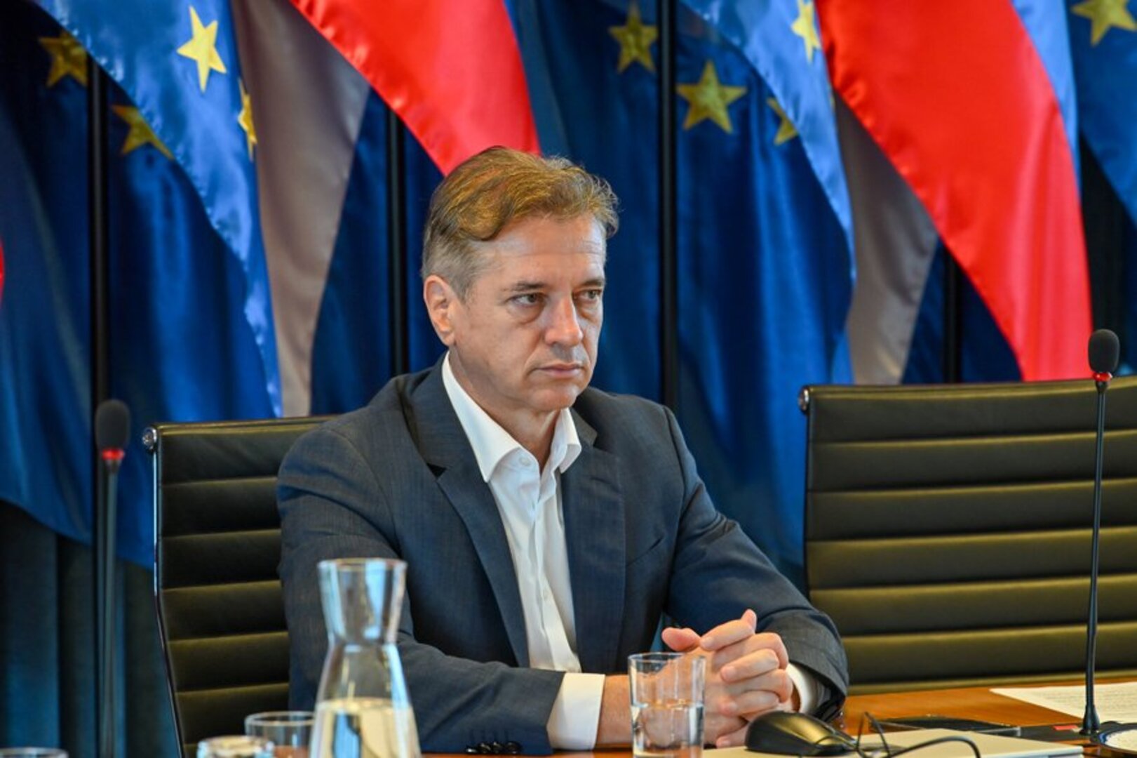 Golobu uskraćen imunitet za nastavak postupka u slučaju Bobnar, pozvan da podnese ostavku - slika 1