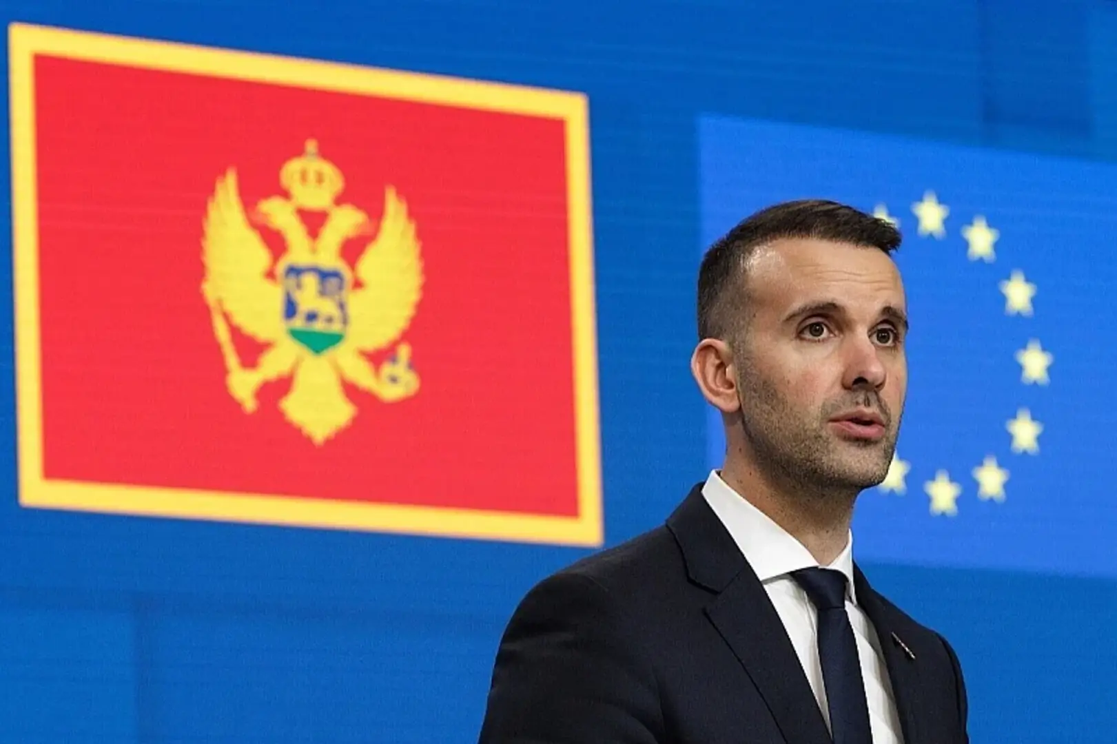 Stranka premijera Crne Gore Milojka Spajića neće podržati smjenu Mandića nakon veličanja zločinca Mladića - slika 1