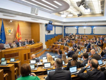 Borba protiv korupcije: Crnogorci promijenili Ustav