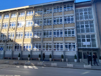 Škole u Rs-u zatvorene, roditelji na mukama: Djeca kod kuće, a ko će ih čuvati?