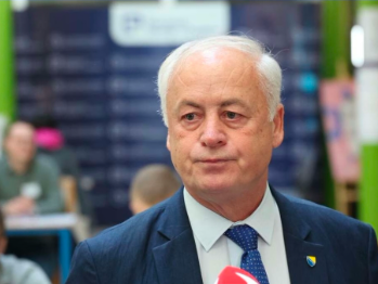 Arnautović poručio da se tokom izborne kampanje neće tolerisati govor mržnje