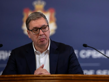 Vučić napao komesarku EU nakon što je otkazala posjetu Srbiji