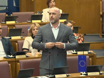Poslanik protiv Spajića: "Glasaću za smjenu Mandića!"