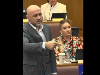 Poslanik protiv Spajića: "Glasaću za smjenu Mandića!"