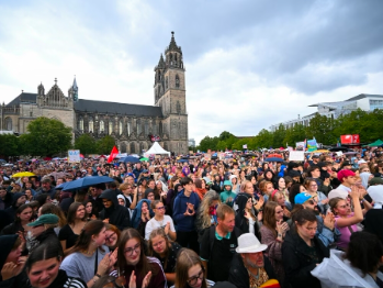 Hiljade ljudi na demonstracijama u Magdeburgu protiv krajnje desnice