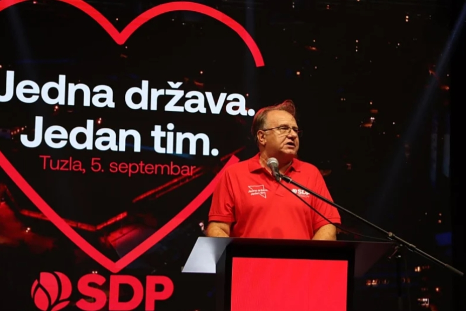 SDP započeo kampanju u Tuzli: Pod sloganom "Jedna država, jedan tim" - slika 1
