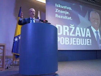 Radončić: Dok su Bećirović i Konaković skupljali sličice, štitili ili šutjeli o narkomafiji, Dodik je skupljao moćne lobiste i napravio veliku štetu Bošnjacima