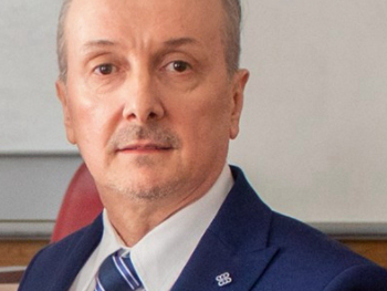 Velagić: Vrućine su jedini razlog zašto školska godina počinje 14. septembra