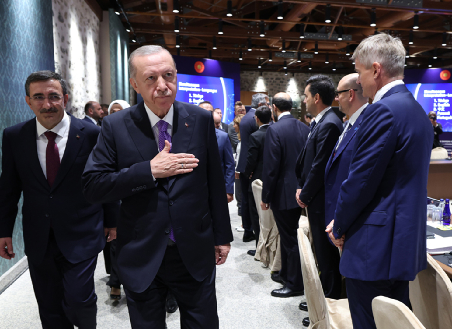 Erdoğan želi Tursku u bloku Rusije i Kine: „To ne znači da okrećemo leđa Zapadu“ - slika 1