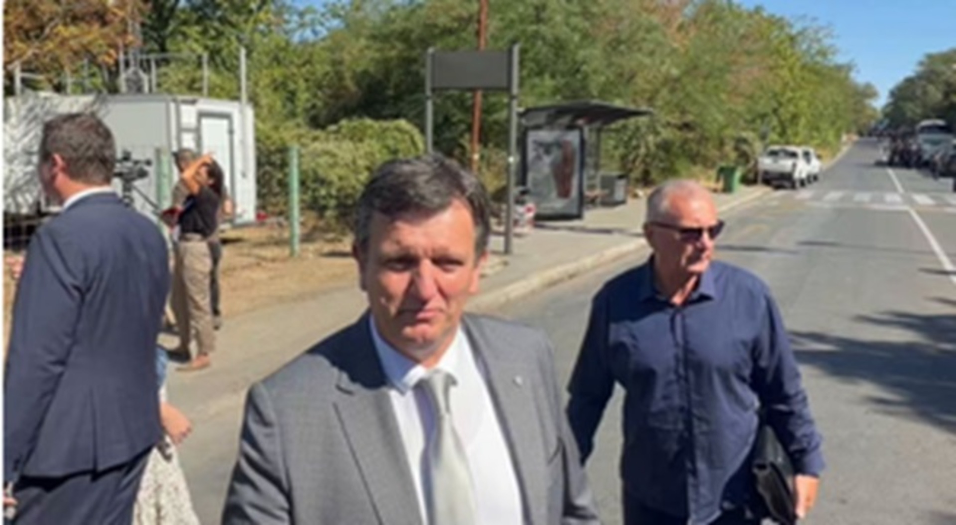 I predsjednik SDS-a na sahrani zločinca - slika 1