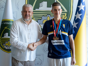 Trinaestogodišnji Davud Sarić iz Vogošće gradi košarkaški put u Madridu