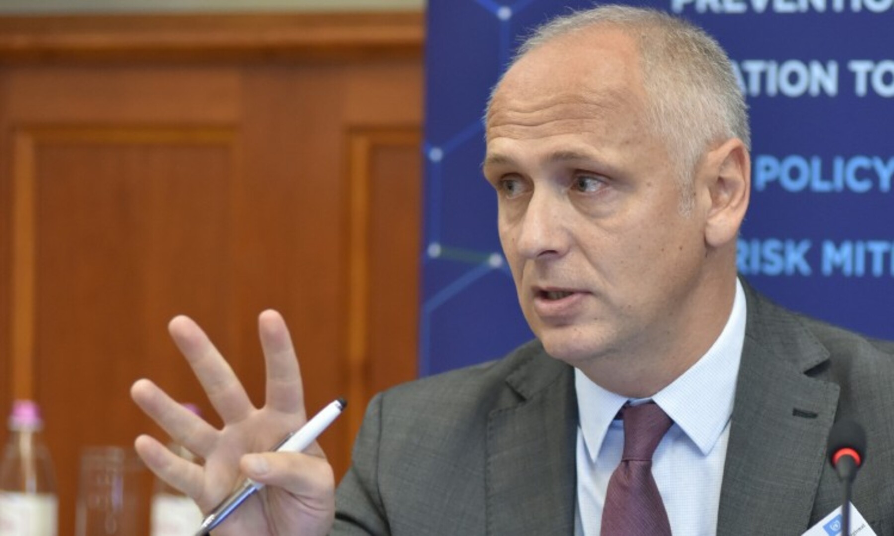 Kapetanović: Kosovo i BiH trebaju ukinuti vize - slika 1