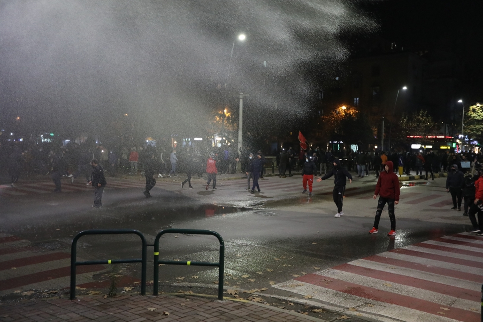 Peta noć protesta u Tirani. "Pravda za Klodijana" - slika 8