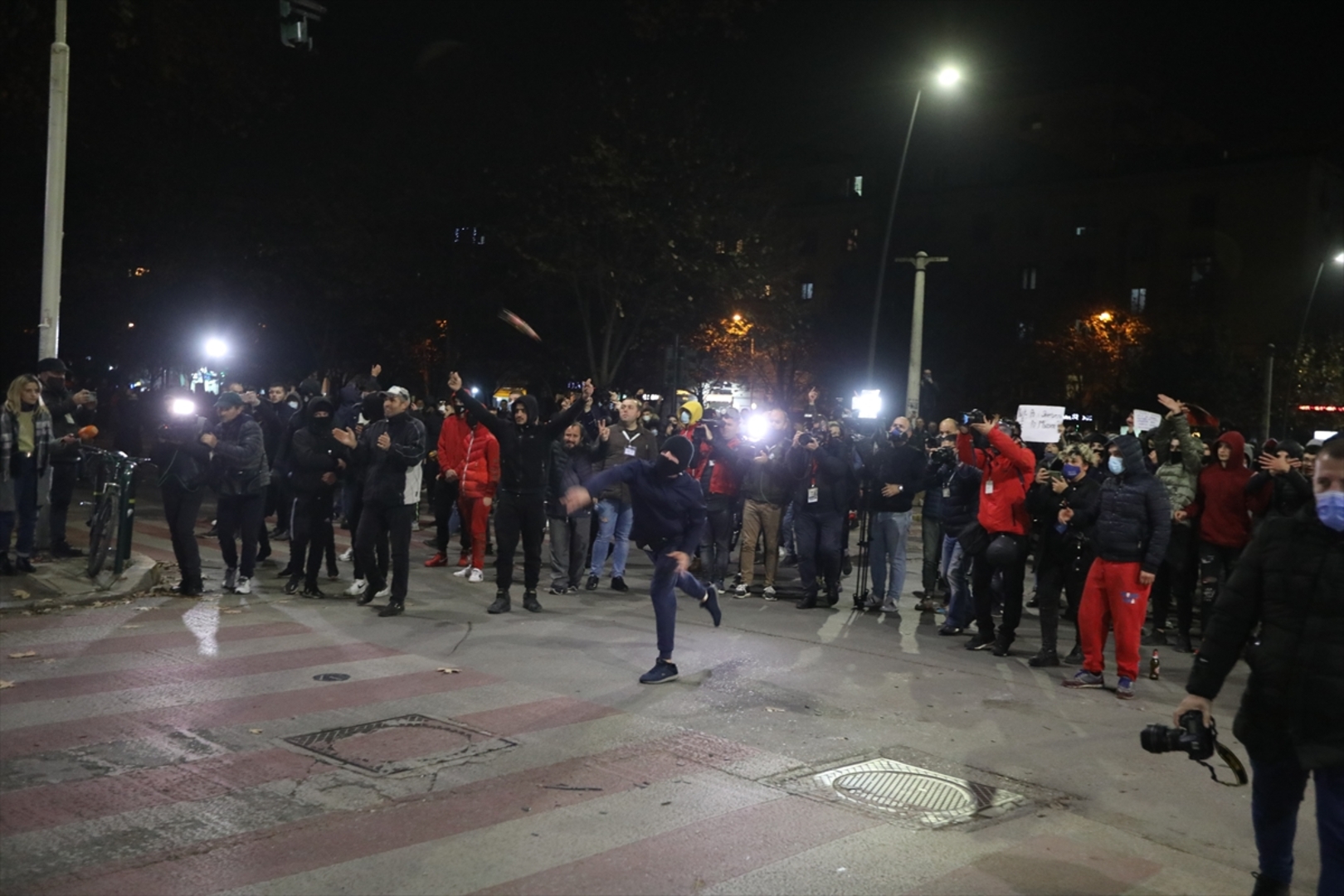 Peta noć protesta u Tirani. "Pravda za Klodijana" - slika 13