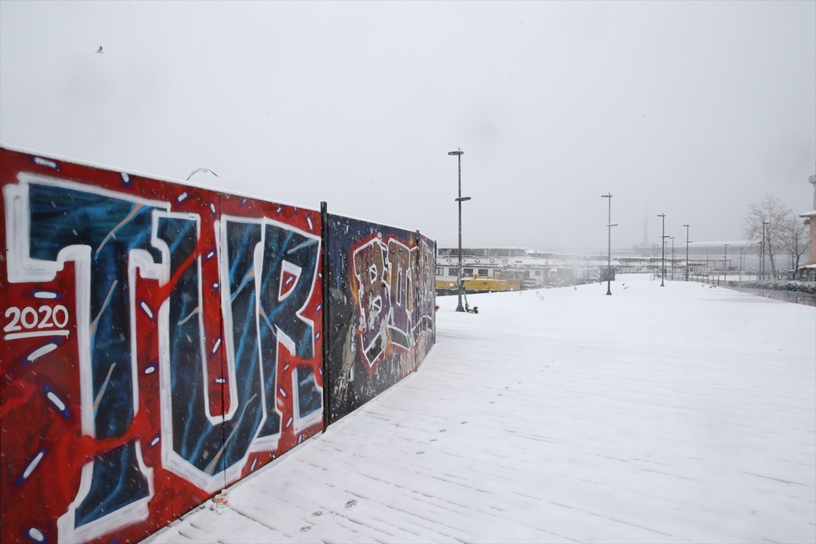 Istanbul okovao snijeg i led - slika 11