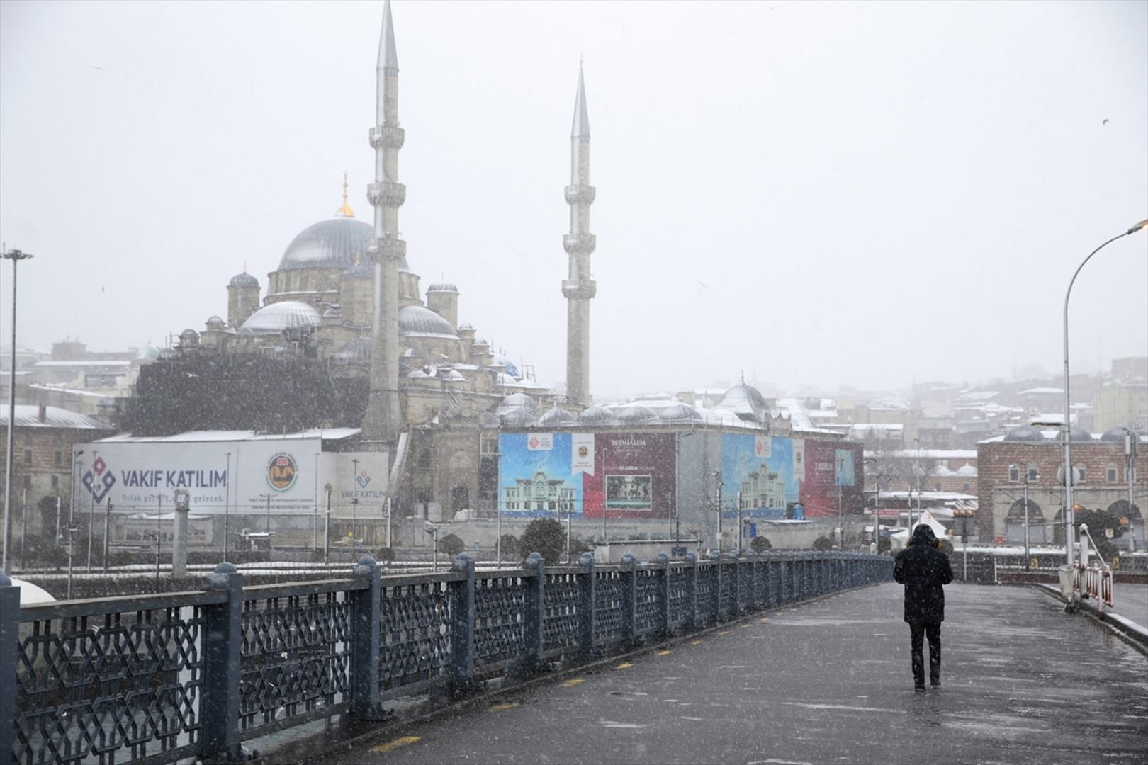 Istanbul okovao snijeg i led - slika 14
